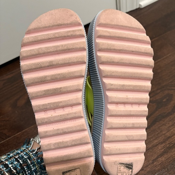 REEF Women's Water Vista Higher Sandal sz 8 - Picture 3 of 4